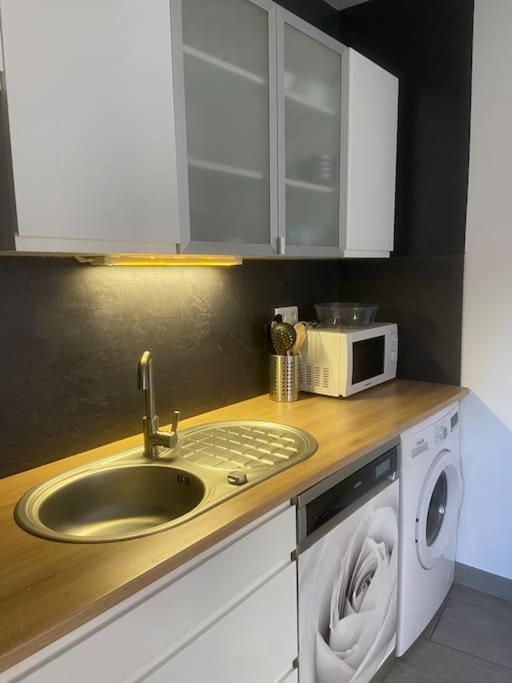 Gite Comme Chez Soi Ducey Les Cheris Екстер'єр фото